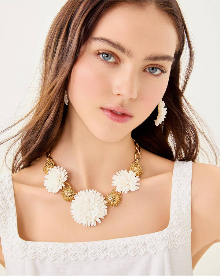 Summer Shorelines Necklace - Resort White