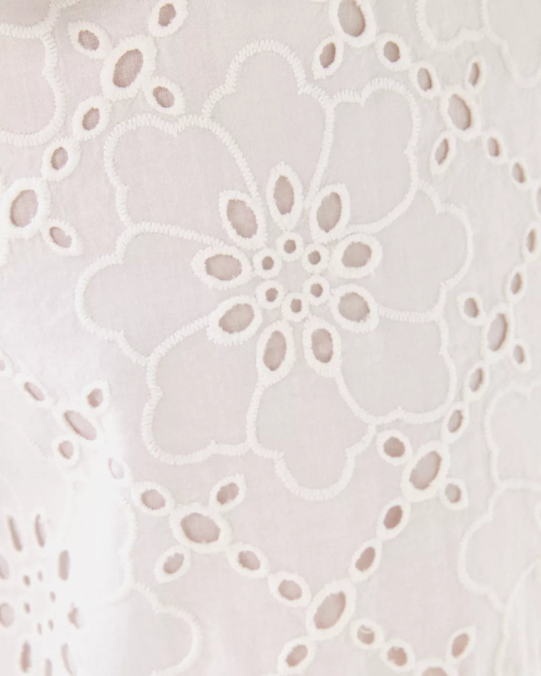 Croix Eyelet Short - Resort White Beach Haven Eyelet