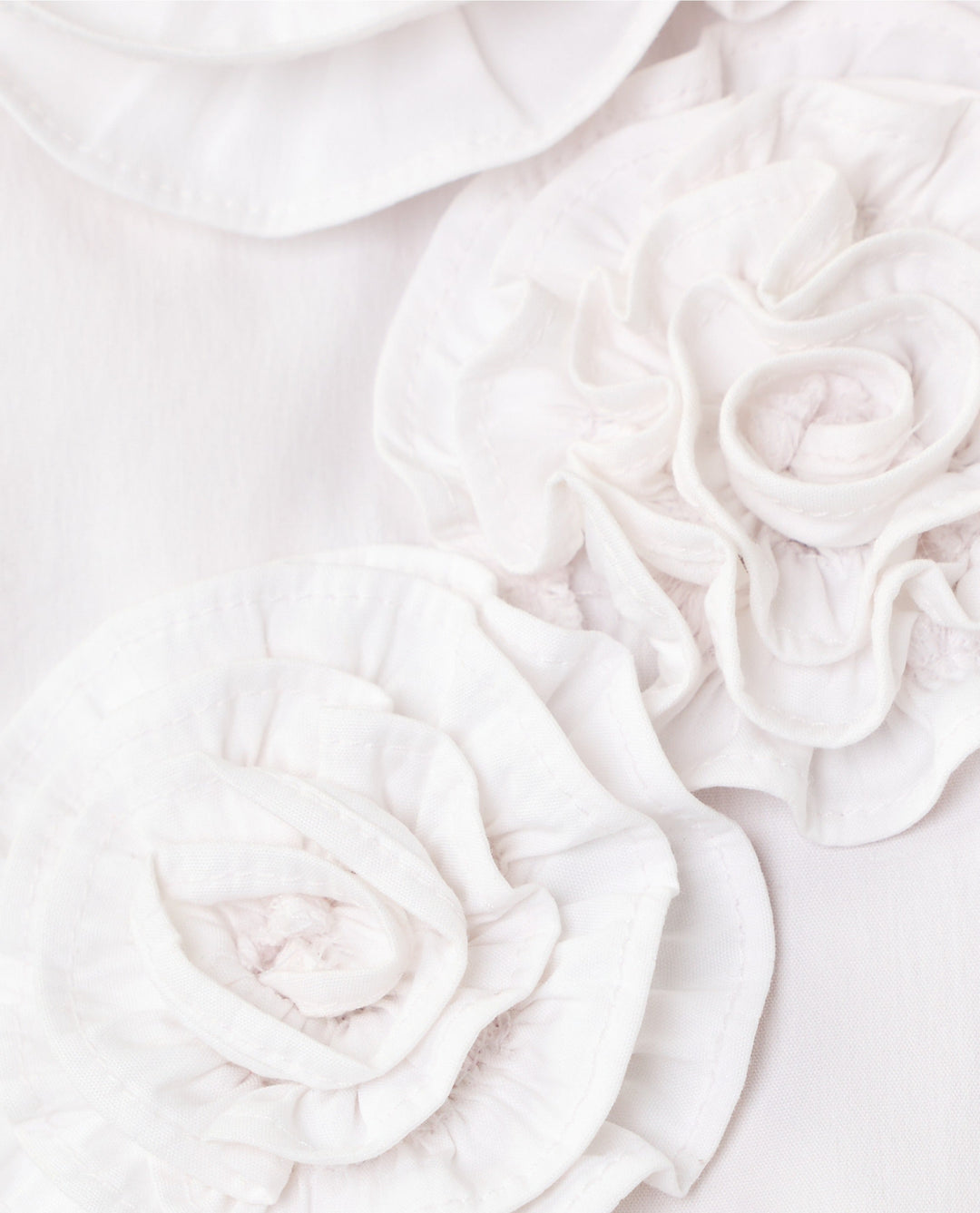The Sleeveless Flower Fitted Lilly Shirt - Resort White