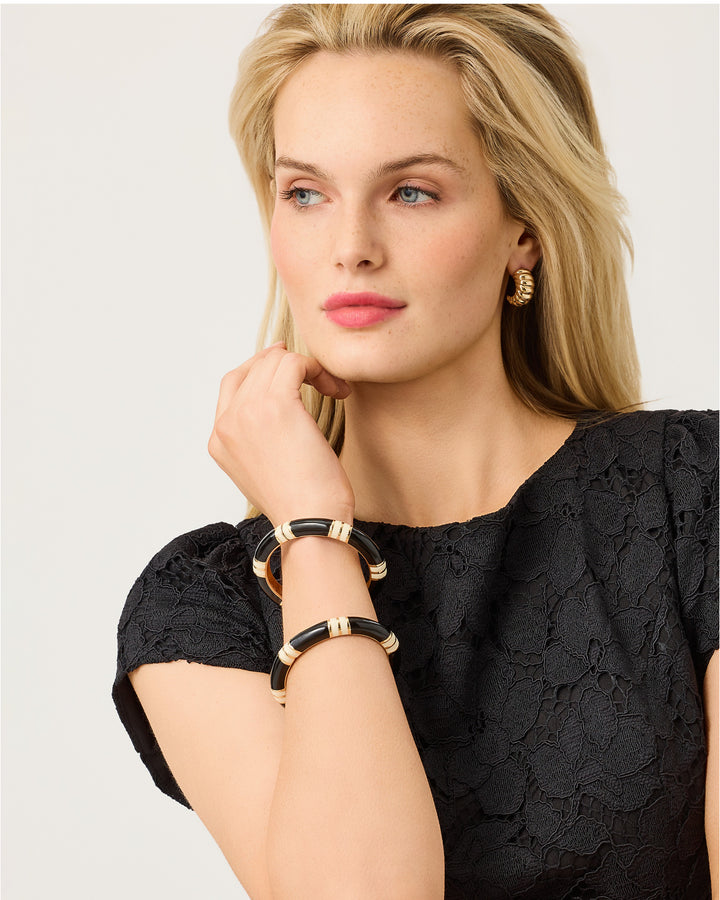Blushing Blooms Bracelet - Noir